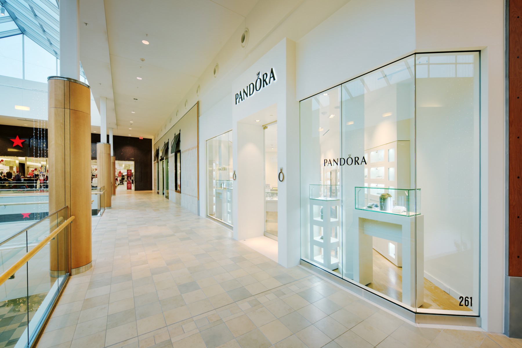 Pandora Sign and Store Entrance