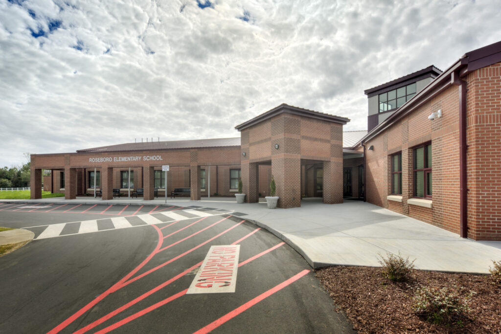Roseboro Elementary Exterior Entrance 2
