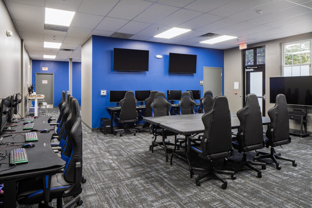 Computer lab at Boys and Girls Club