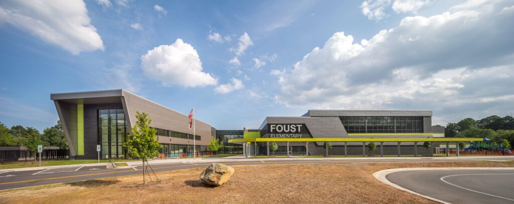 Foust Elementary School exterior